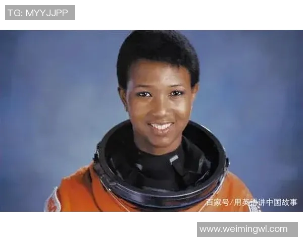 足球巨星背后的女人们她们的故事与荣耀同样闪耀